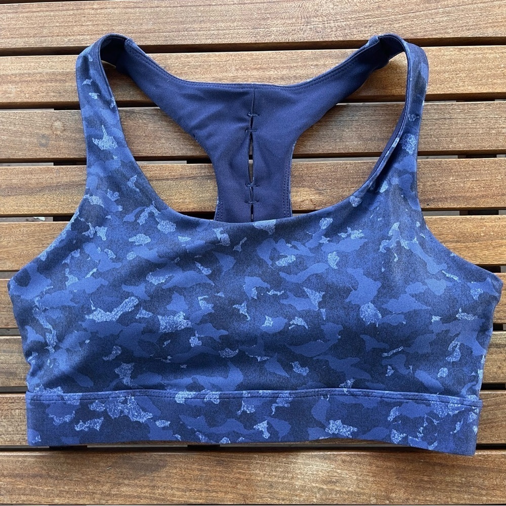 👟 DIP ~ Dark Blue Camo-Influenced Racerback Sports Bra ~ Size Medium
